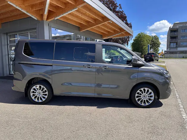 Ford Tourneo Custom Bus 320 L1 2.0 EcoBlue 170 Titanium X 4x4