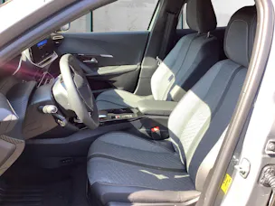 Peugeot 2008 156 e 54 kWh Allure