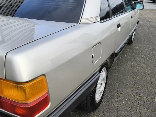 Audi 100 2.3 E