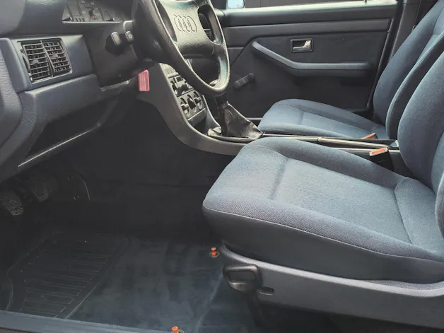 Audi 100 2.3 E