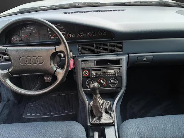 Audi 100 2.3 E