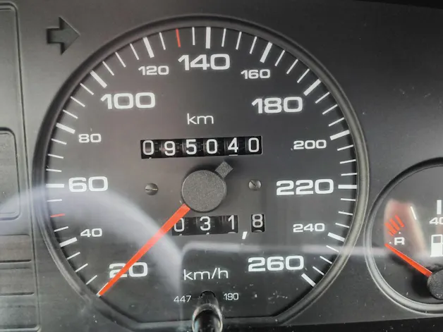 Audi 100 2.3 E