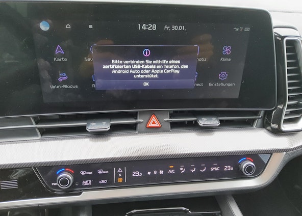 Vehicle image 17 Vehicle image 17