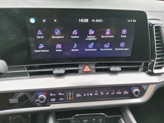 Vehicle image 18 Vehicle image 18