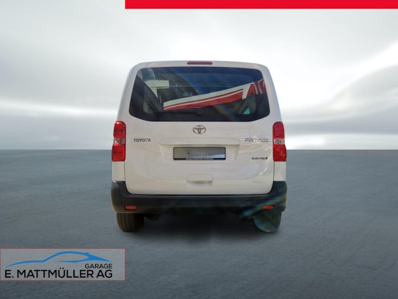 Vehicle image 8 Vehicle image 8