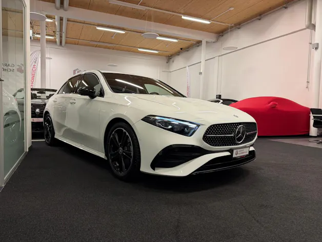 Mercedes-Benz A 180 AMG Line