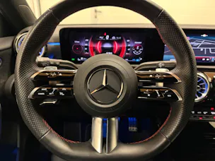 Mercedes-Benz A 180 AMG Line