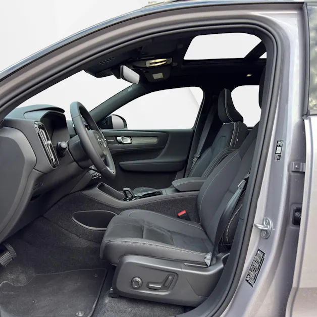 Volvo EX40 82kWh Single Motor Extended Range Ultra