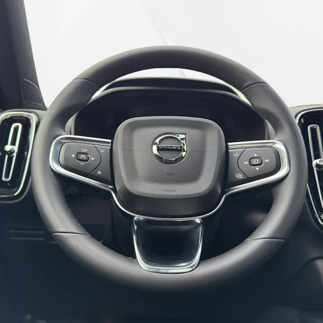 Volvo EX40 82kWh Single Motor Extended Range Ultra