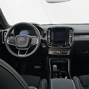 Volvo EX40 82kWh Twin Motor Performance AWD Xcentric Black Edition