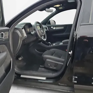 Volvo EX40 82kWh Twin Motor Performance AWD Xcentric Black Edition
