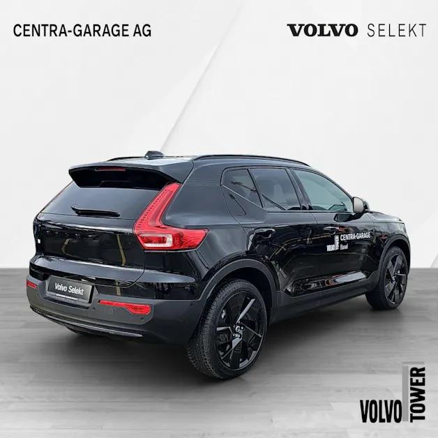 Volvo EX40 82kWh Twin Motor Performance AWD Xcentric Black Edition