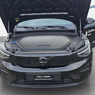 Volvo EX40 82kWh Twin Motor Performance AWD Xcentric Black Edition