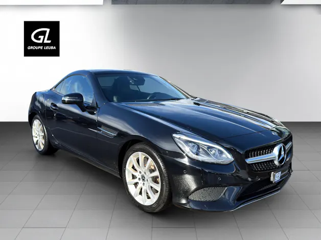 Mercedes-Benz SLC 200