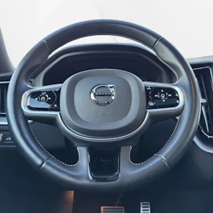 Volvo XC60 T6 eAWD R-Design Geartronic