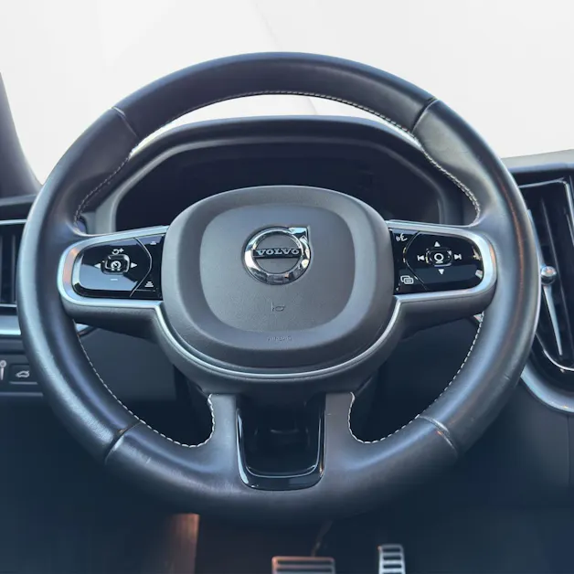 Volvo XC60 T6 eAWD R-Design Geartronic
