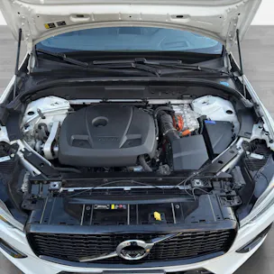 Volvo XC60 T6 eAWD R-Design Geartronic