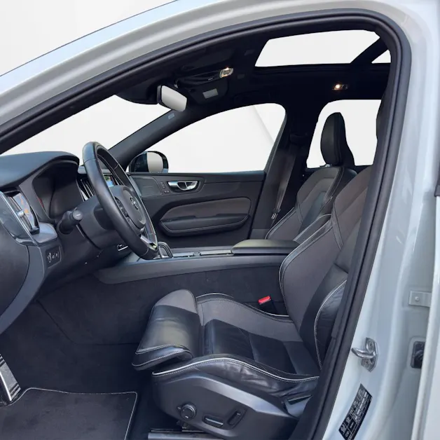 Volvo XC60 T6 eAWD R-Design Geartronic