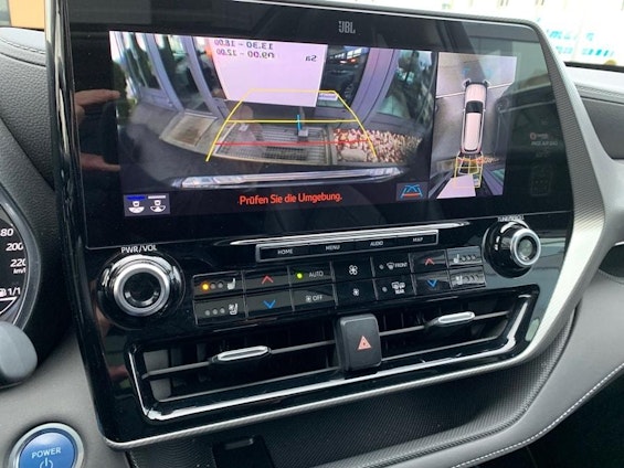 Vehicle image 14 Vehicle image 14