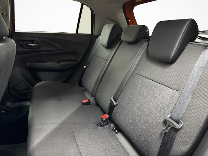 immagine del veicolo SUZUKI SWIFT