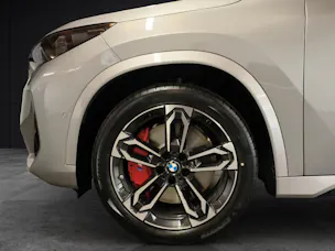 BMW X1 23d xDrive paddles