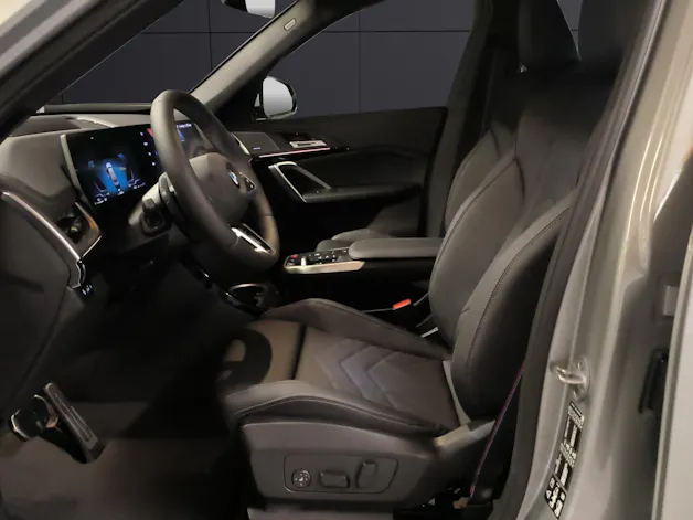 BMW X1 23d xDrive paddles