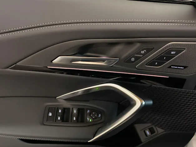BMW X1 23d xDrive paddles