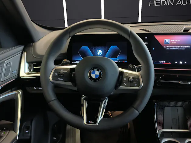 BMW X1 23d xDrive paddles