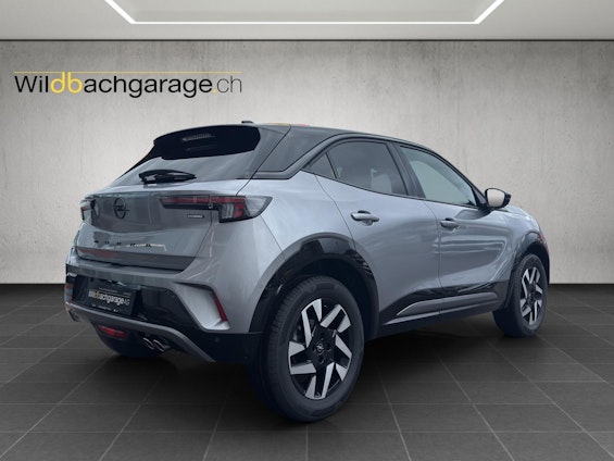 Vehicle image 4 Vehicle image 4