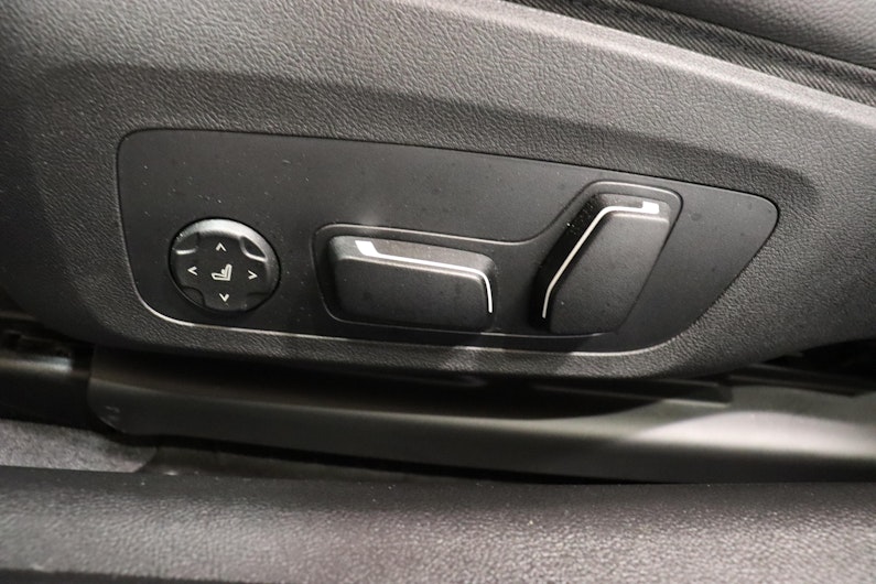 Vehicle image BMW 4 SERIES