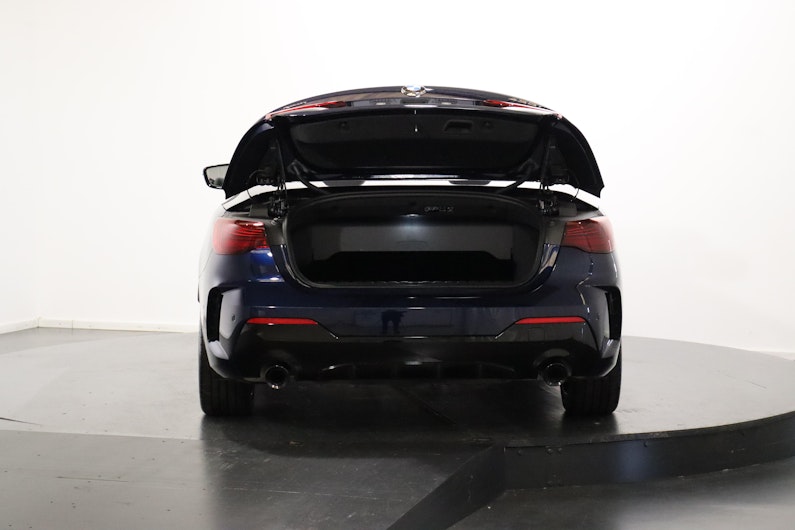 Vehicle image BMW 4 SERIES