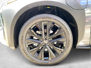 https://vehicle.imgix.net/4172877/68abcda5-5783-4c6a-89cf-24e1c6c041e4.jpg