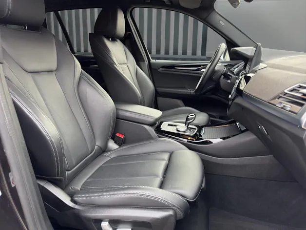 BMW X3 30e xDrive ANHAENGERKUPPLUNG
