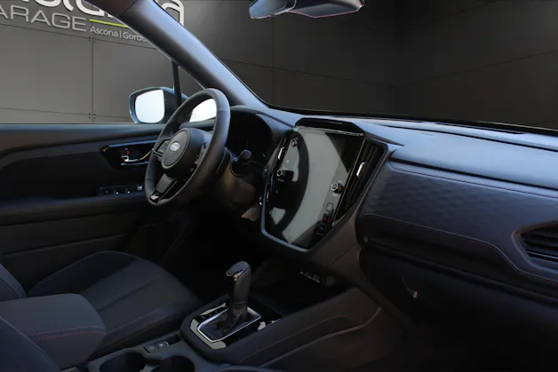 Subaru Forester Station 2.0i e-Boxer Luxury