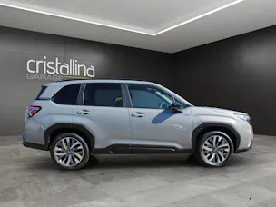Subaru Forester Station 2.0i e-Boxer Luxury