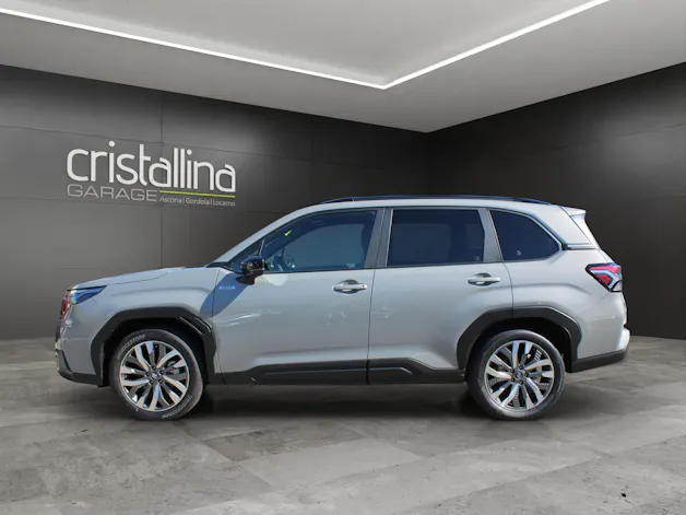 Subaru Forester Station 2.0i e-Boxer Luxury
