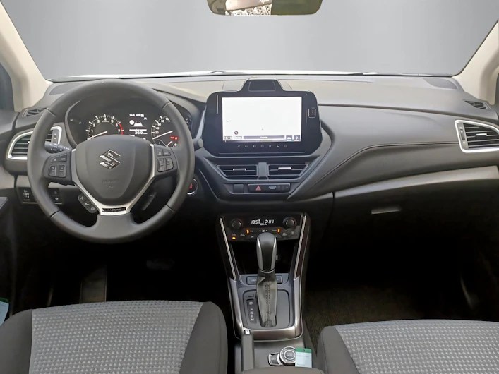 Fahrzeugbild SUZUKI S-CROSS