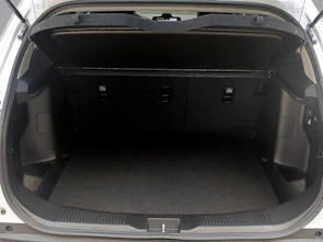 Fahrzeugbild SUZUKI S-Cross 1.4 T Sakura Hybrid 4x4