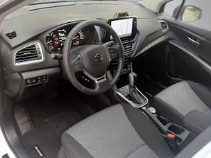 Suzuki S-Cross 1.4 T Sakura Hybrid 4x4