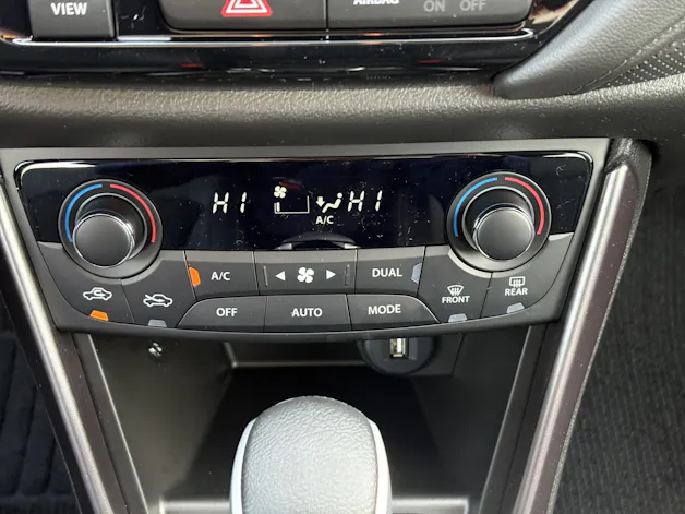 Suzuki S-Cross 1.4 T Sakura Top Hybrid 4x4
