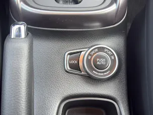 Suzuki S-Cross 1.4 T Sakura Top Hybrid 4x4