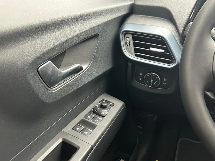 image du véhicule FORD COURIER