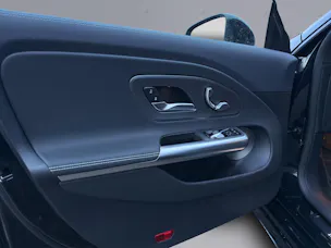 Mercedes-Benz CLA 220 AMG Line 4matic