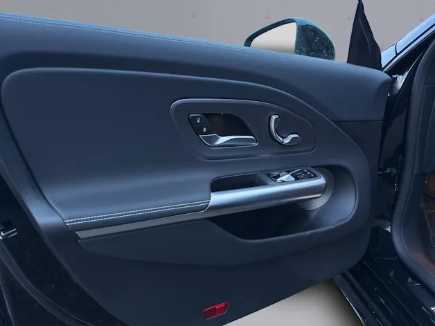 Mercedes-Benz CLA 220 AMG Line 4matic
