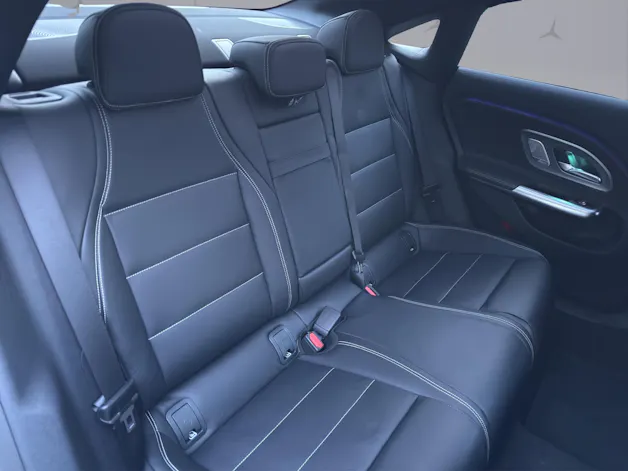 Mercedes-Benz CLA 220 AMG Line 4matic