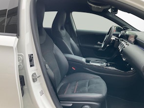 Vehicle image MERCEDES-BENZ A 220 4MATIC AMG Line