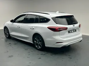 Ford Focus Station Wagon 1.0i EcoB Hybrid 155 ST-Line X