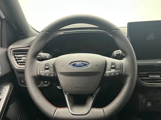 Ford Focus Station Wagon 1.0i EcoB Hybrid 155 ST-Line X
