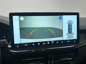 https://vehicle.imgix.net/4173012/c57a5c85-23ca-4751-873c-6229e2671158.jpeg