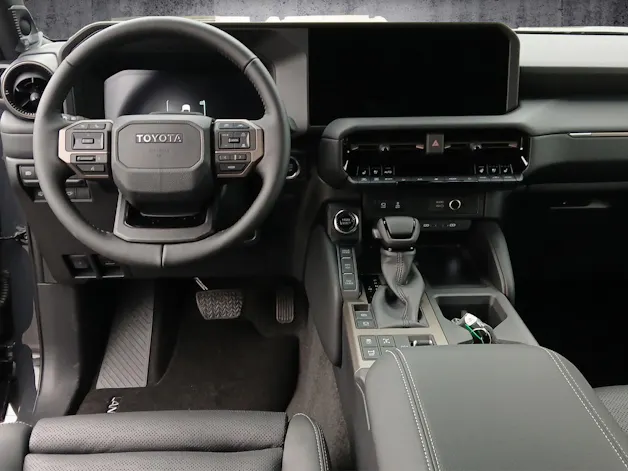 Toyota Land Cruiser 2.8 D 48V Invincible